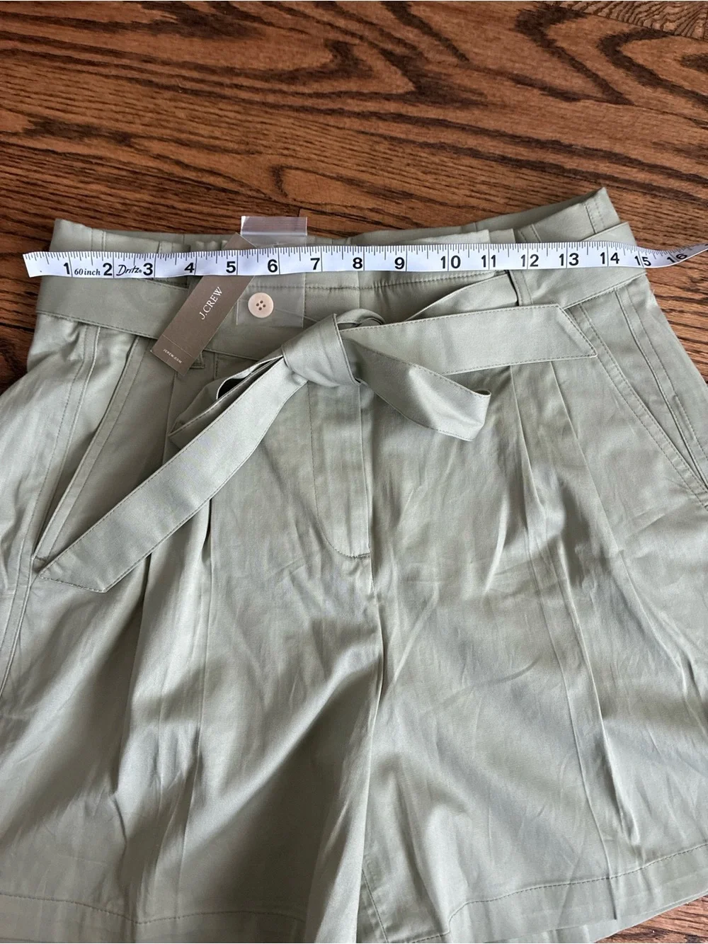 NWT J Crew High Waisted Paper Bag Shorts GREEN size 6